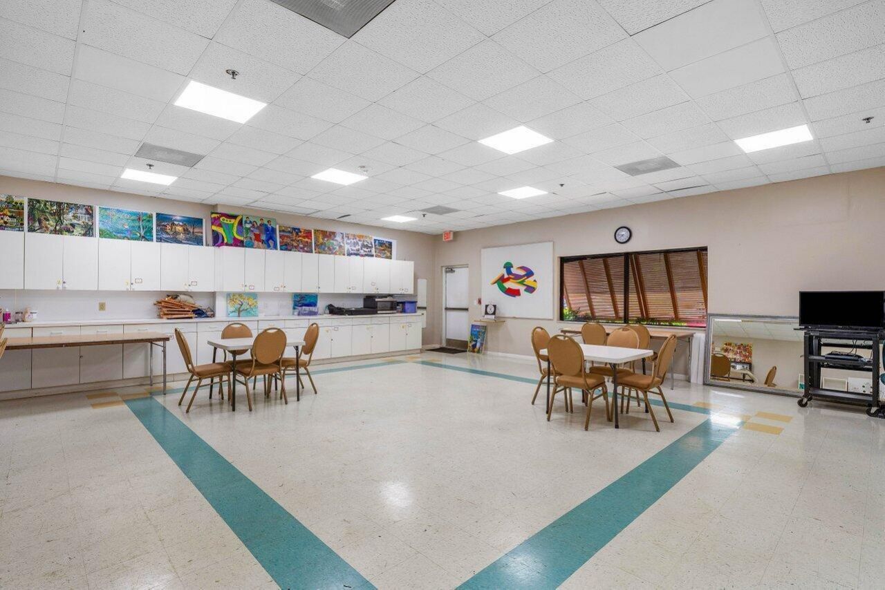 10092 Cedar Point Boulevard, Unit 204, Boynton Beach, FL 33437 Photo