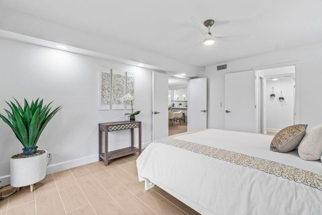 10092 Cedar Point Boulevard, Unit 204, Boynton Beach, FL 33437 Photo