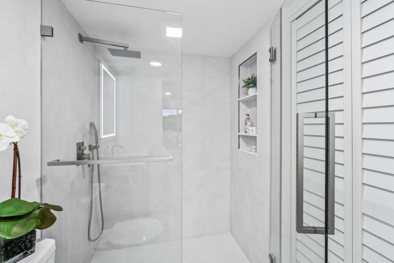 10092 Cedar Point Boulevard, Unit 204, Boynton Beach, FL 33437 Photo