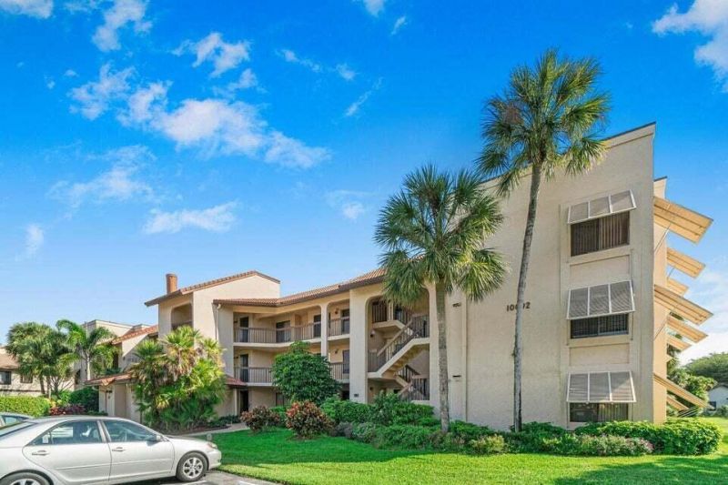 10092 Cedar Point Boulevard, Unit 204, Boynton Beach, FL 33437 Photo