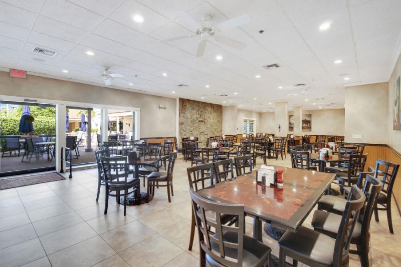 10092 Cedar Point Boulevard, Unit 204, Boynton Beach, FL 33437 Photo