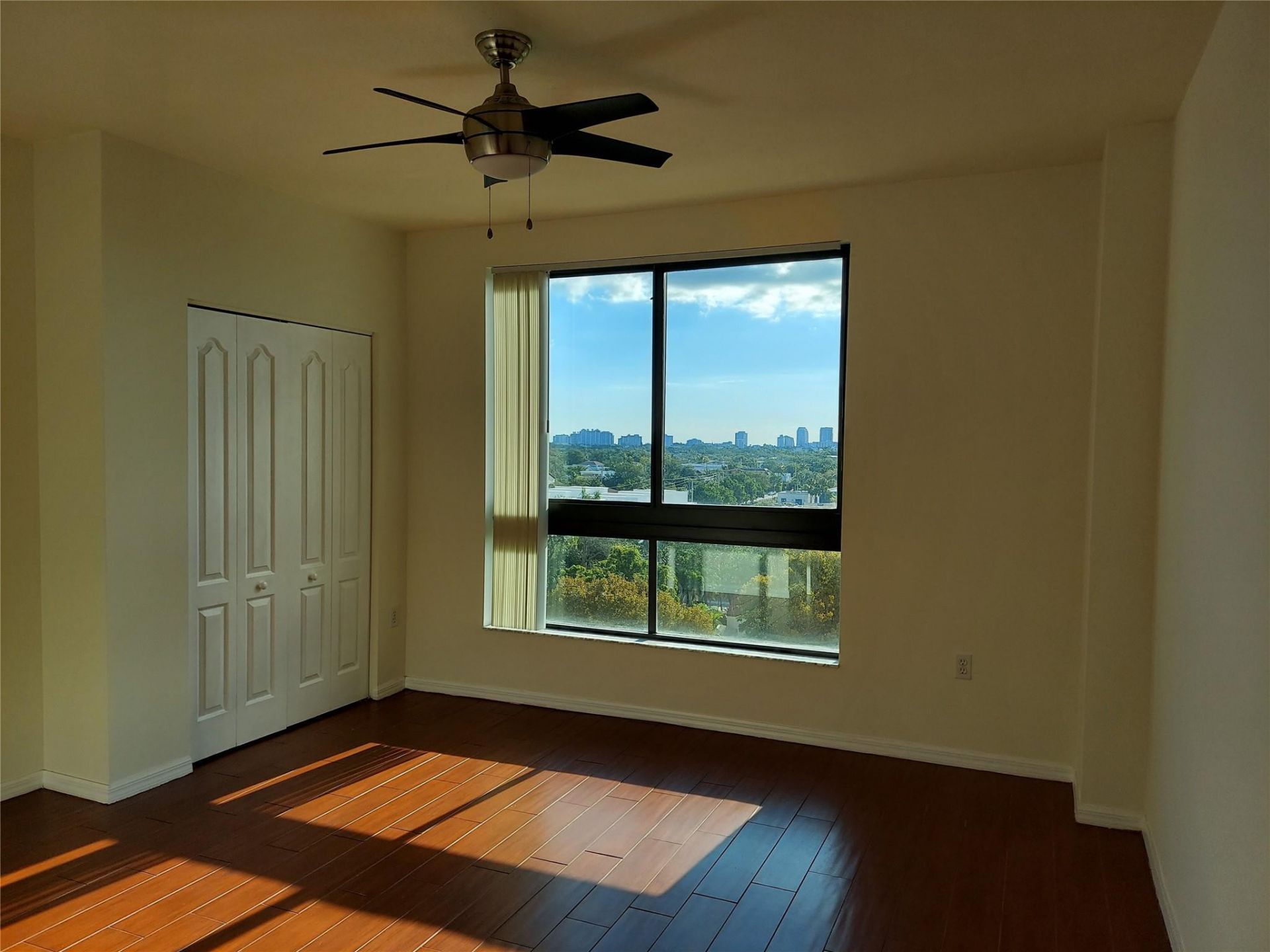 110 N Federal Highway, Unit 818, Fort Lauderdale, FL 33301 Photo
