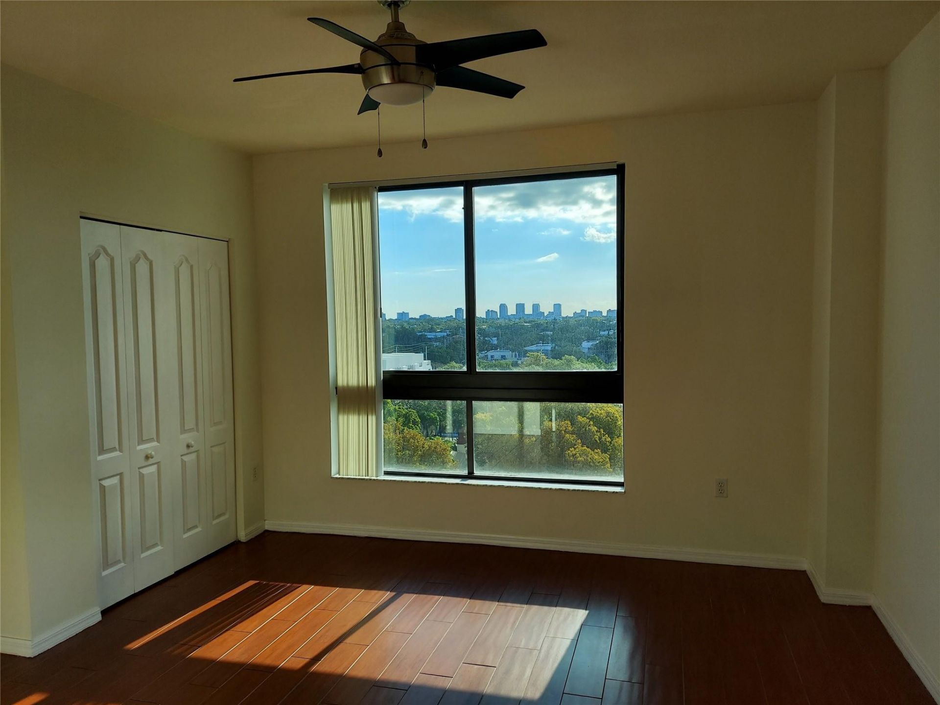 110 N Federal Highway, Unit 818, Fort Lauderdale, FL 33301 Photo