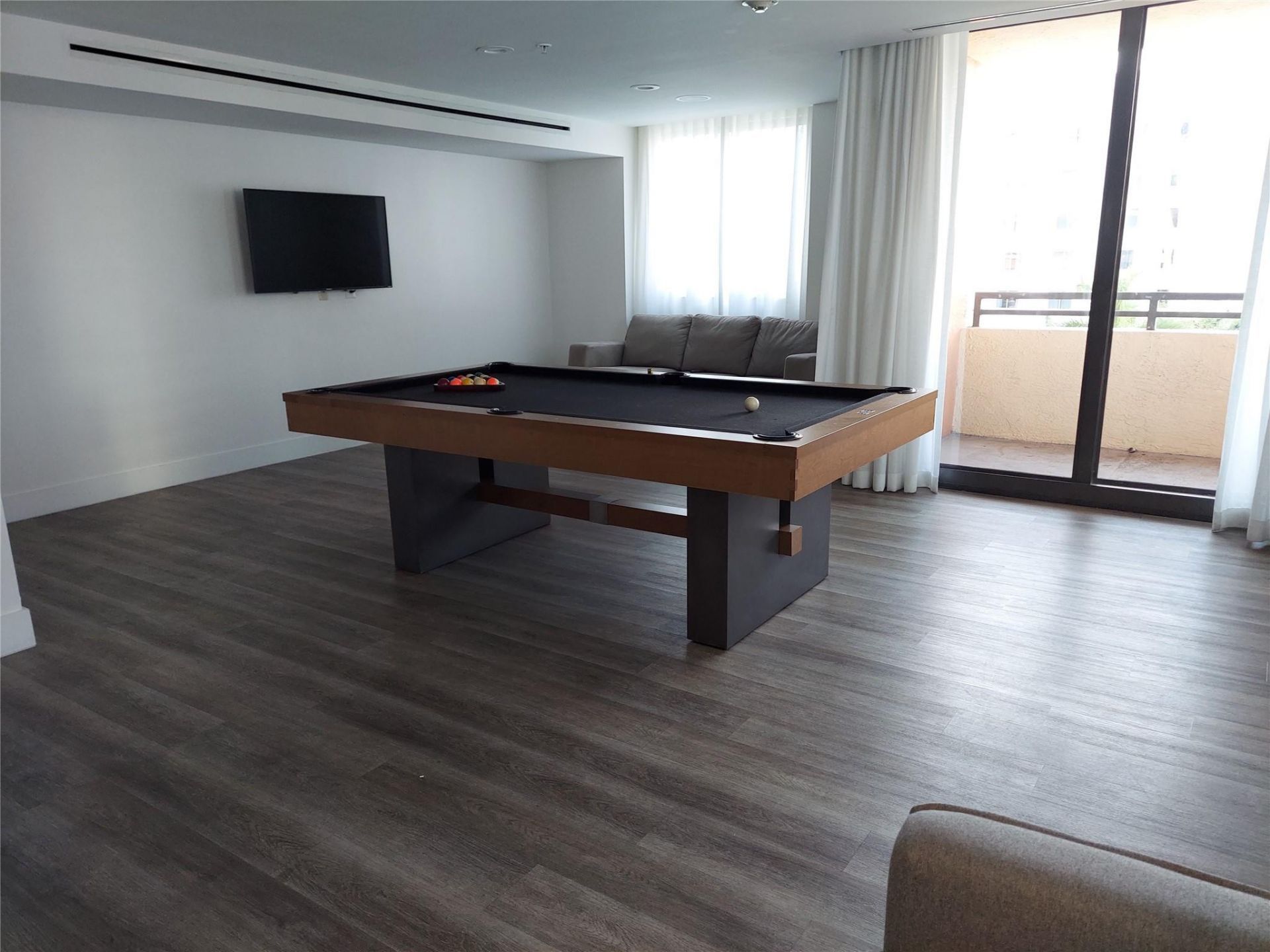 110 N Federal Highway, Unit 818, Fort Lauderdale, FL 33301 Photo