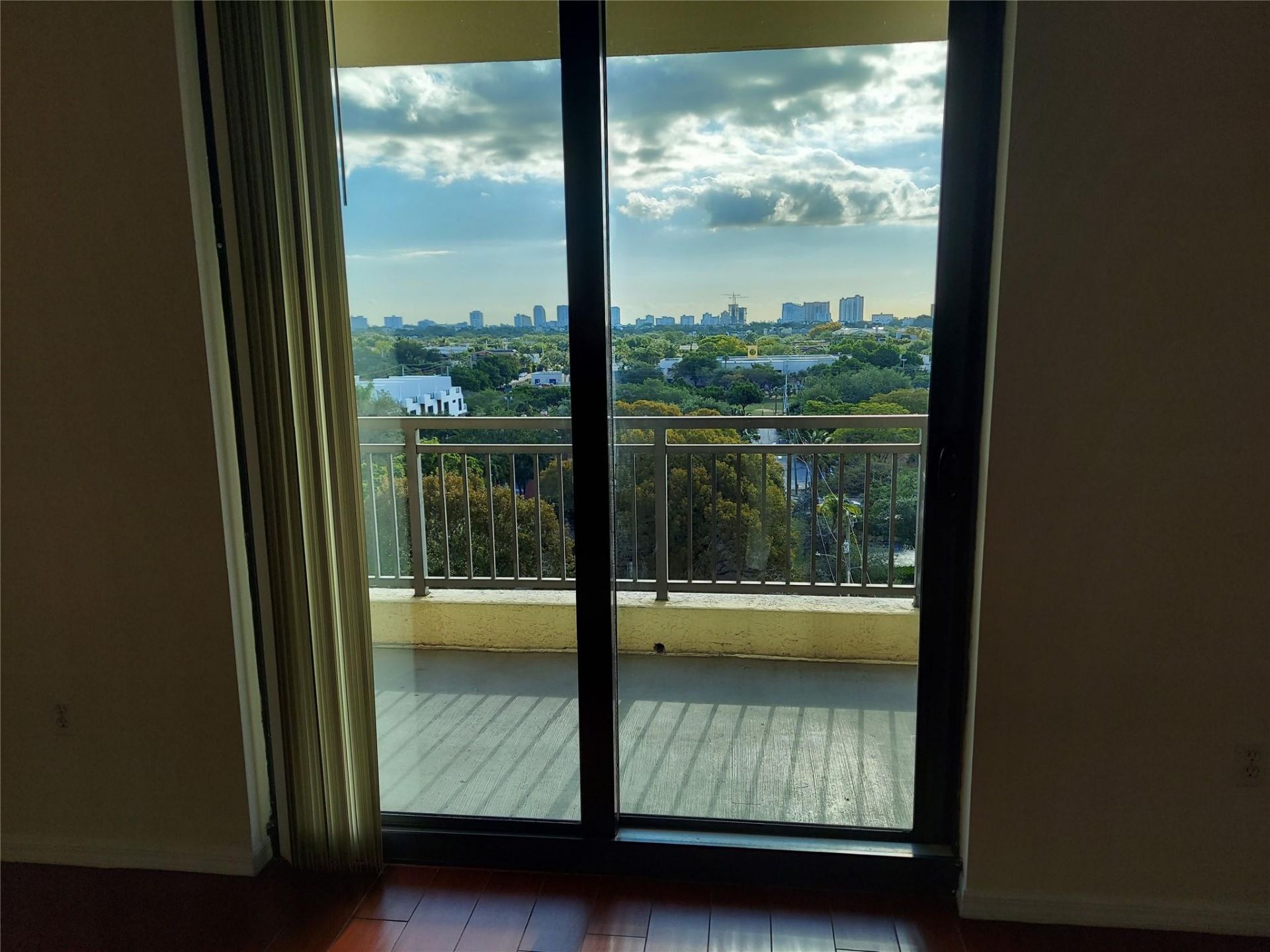 110 N Federal Highway, Unit 818, Fort Lauderdale, FL 33301 Photo