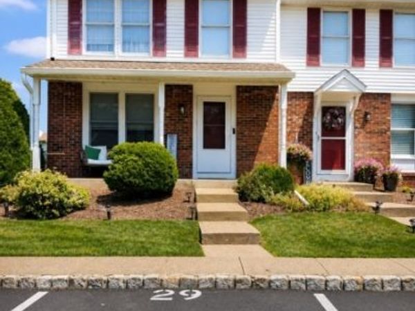 29 Constitution Way, Franklin, NJ 07416