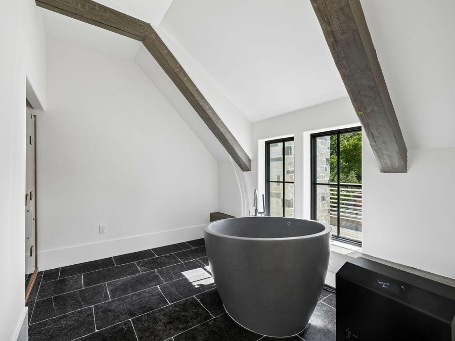 Property Image 68