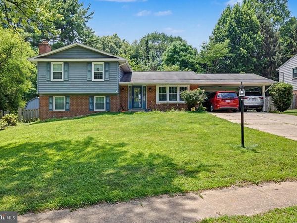 2113 SHERIFF COURT, VIENNA, VA 22181