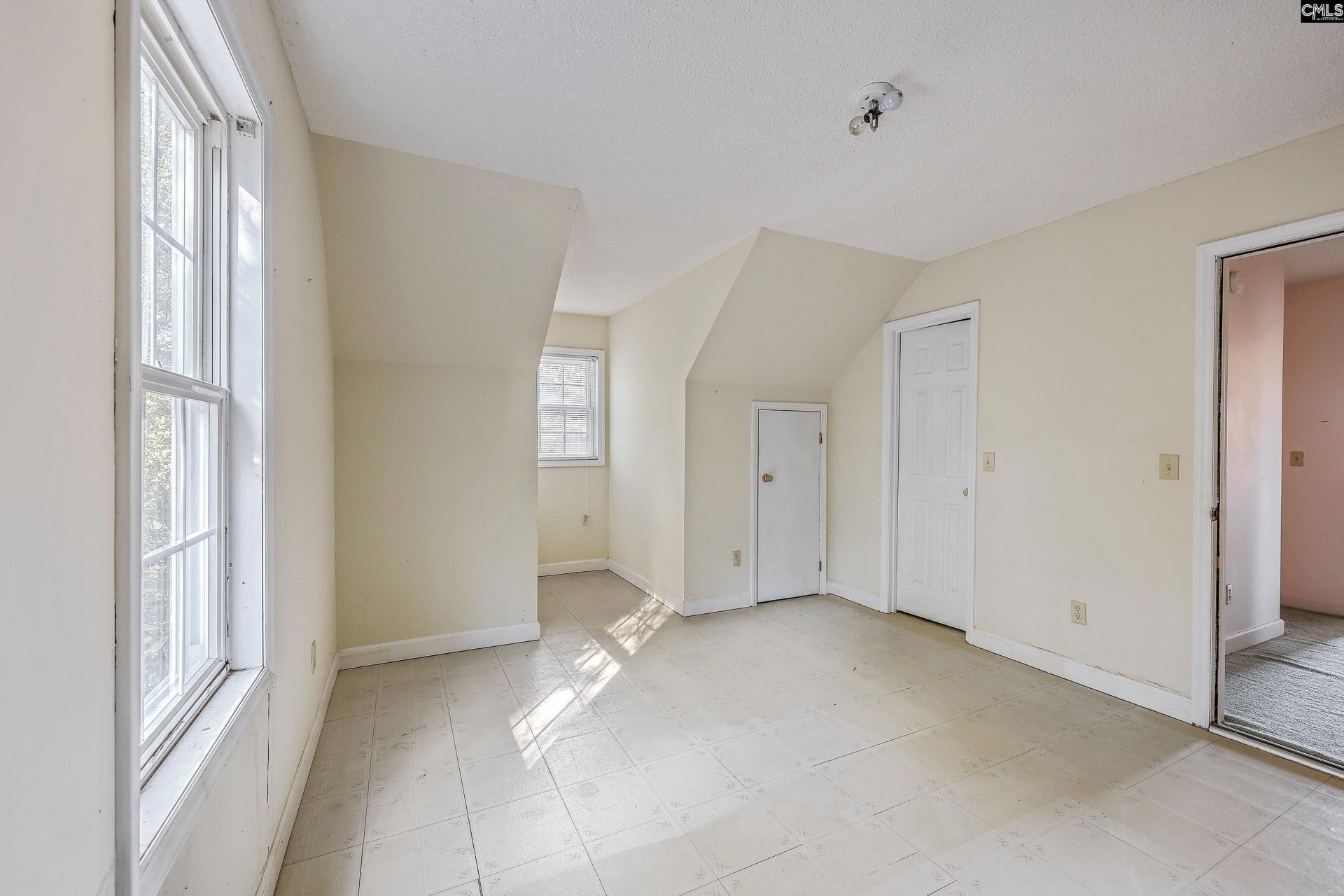 131 S Cove Drive Photo 25