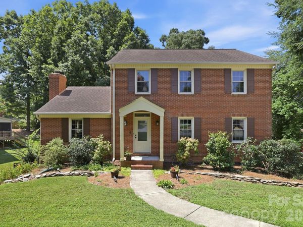 340 Walnut Point Drive, Matthews, NC 28105