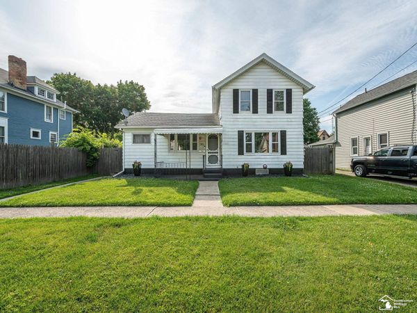 518 Comstock Street, Adrian, MI 49221