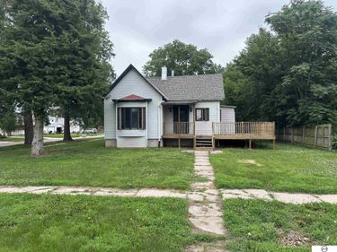 502 Maple Street, Friend, NE 68359
