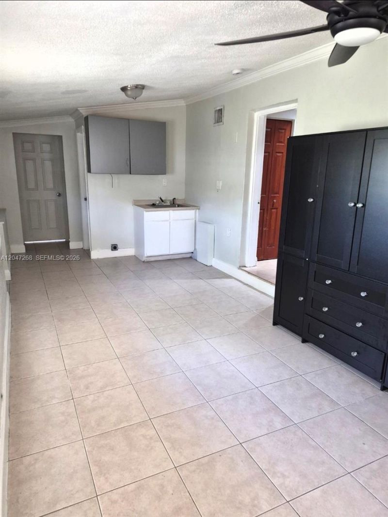 6118 Royal Palm Blvd , Margate, FL 33063 Photo