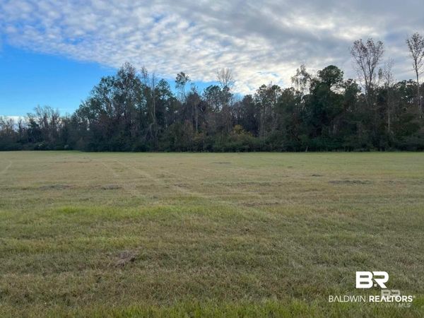 15660 Louis Cooper Road, Bay Minette, AL 36507