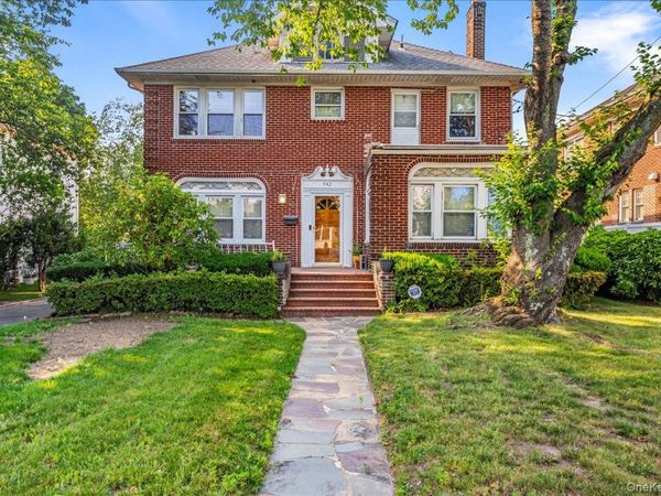 942 Greenfield Road , Woodmere, NY 11598