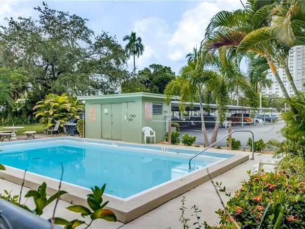 2544 1st ST , Unit 107, FORT MYERS, FL 33901