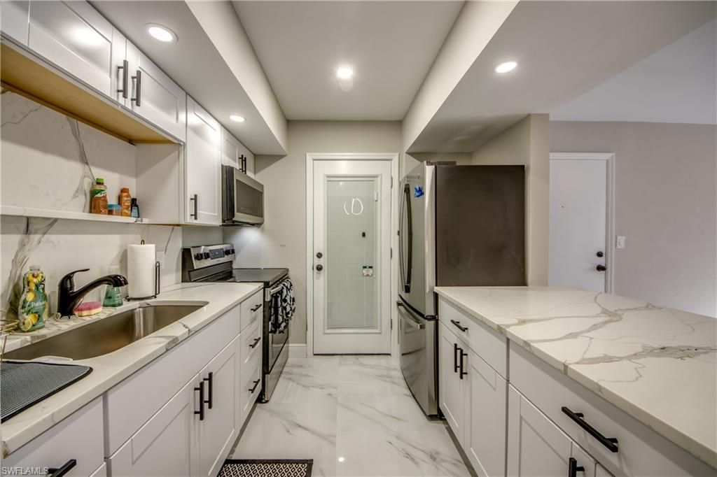 2544 1st St , Unit 107, Fort Myers, FL 33901 Photo