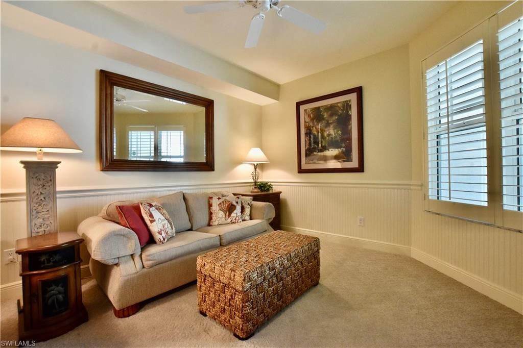 430 Cove Tower Dr, Unit 302, Naples, FL 34110 Photo