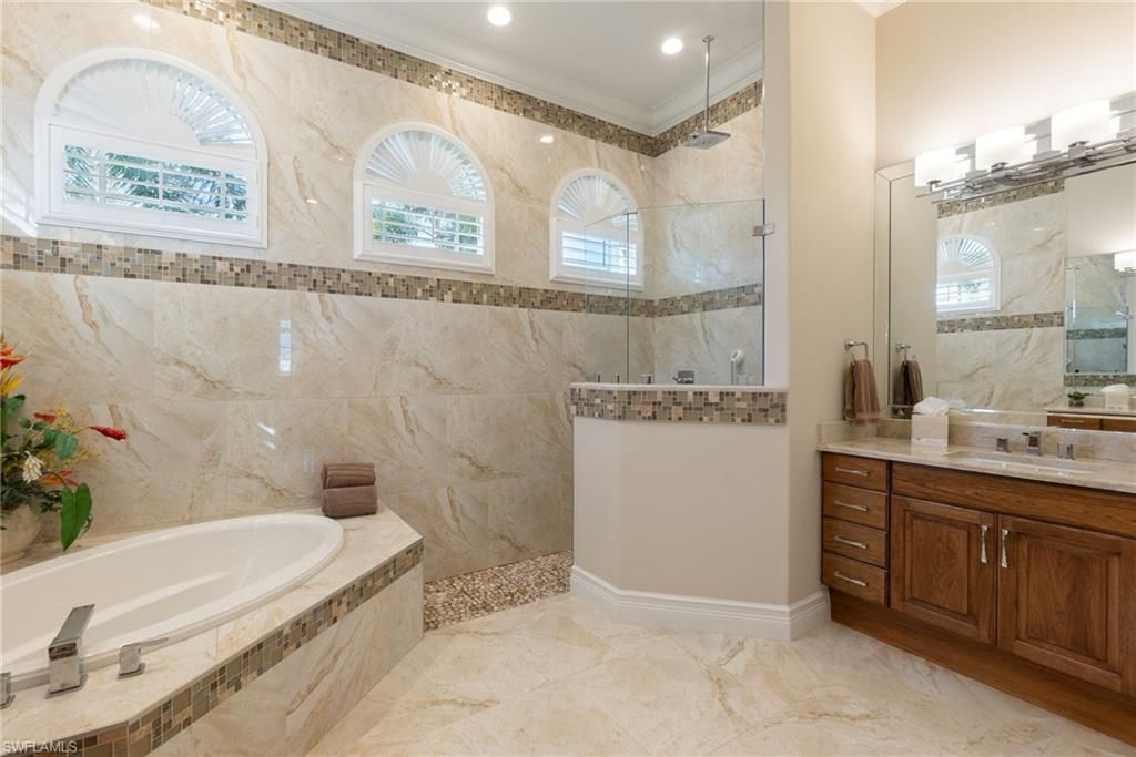 18018 Broadview Dr , Naples, FL 34114 Photo