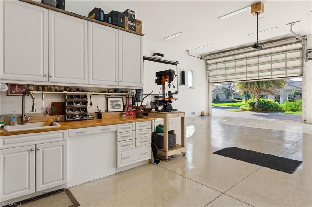 18018 Broadview Dr , Naples, FL 34114 Photo