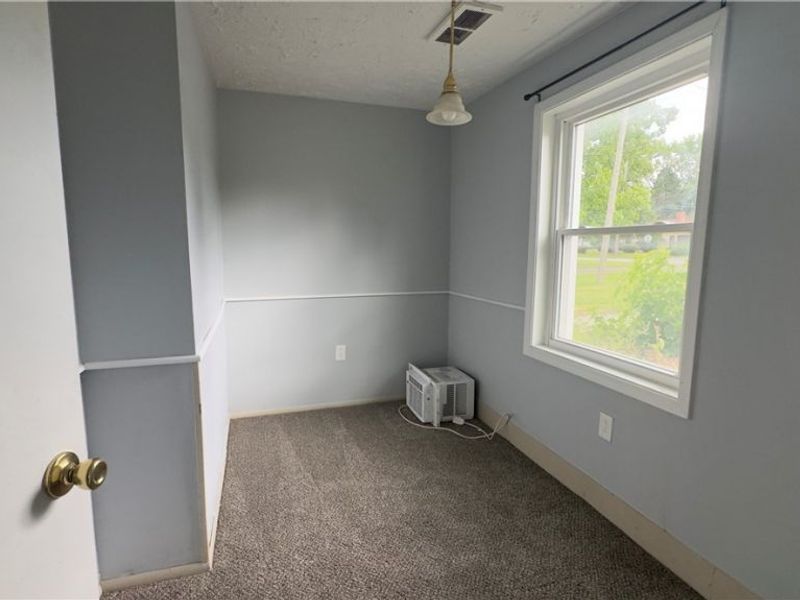 1320 W Montrose, Unit 3, Youngstown, OH 44505 Photo 5
