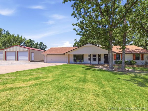 8208 Webb Drive, Tulsa, OK 74131