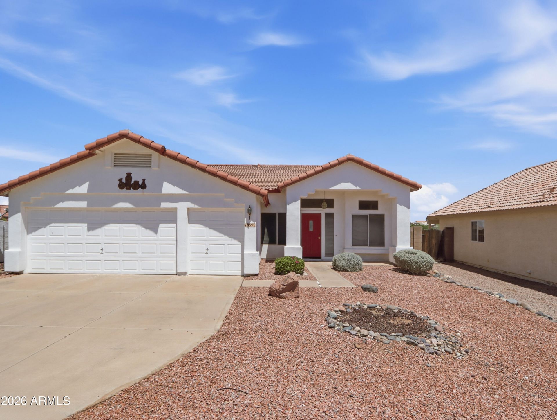 19599 N Coyote Lakes Parkway, Surprise, AZ 85378 Main Photo