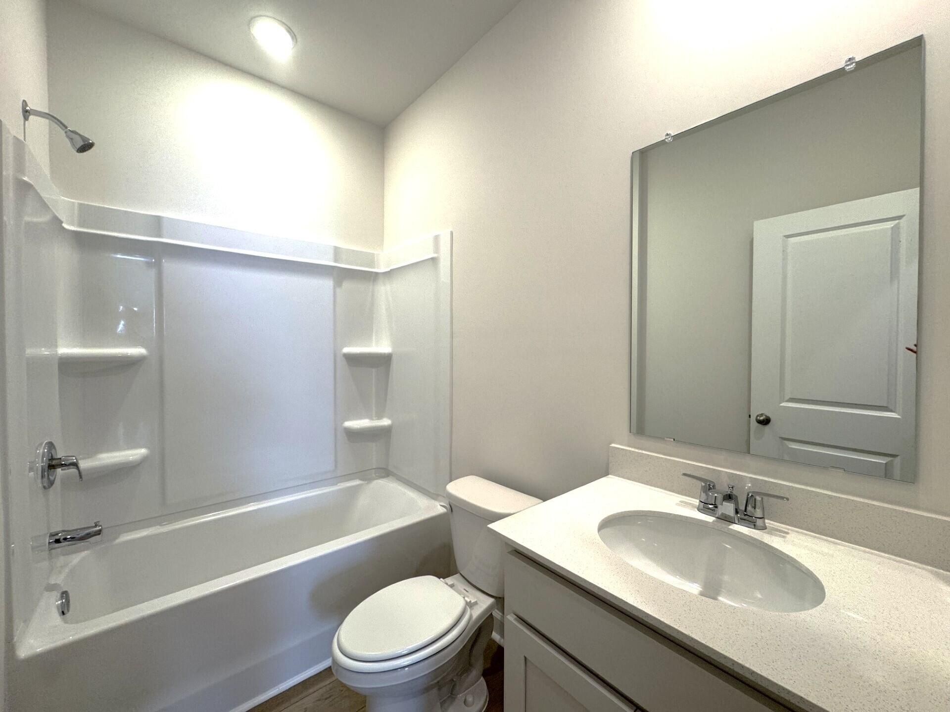 5140 Blackberry Lane Photo 4