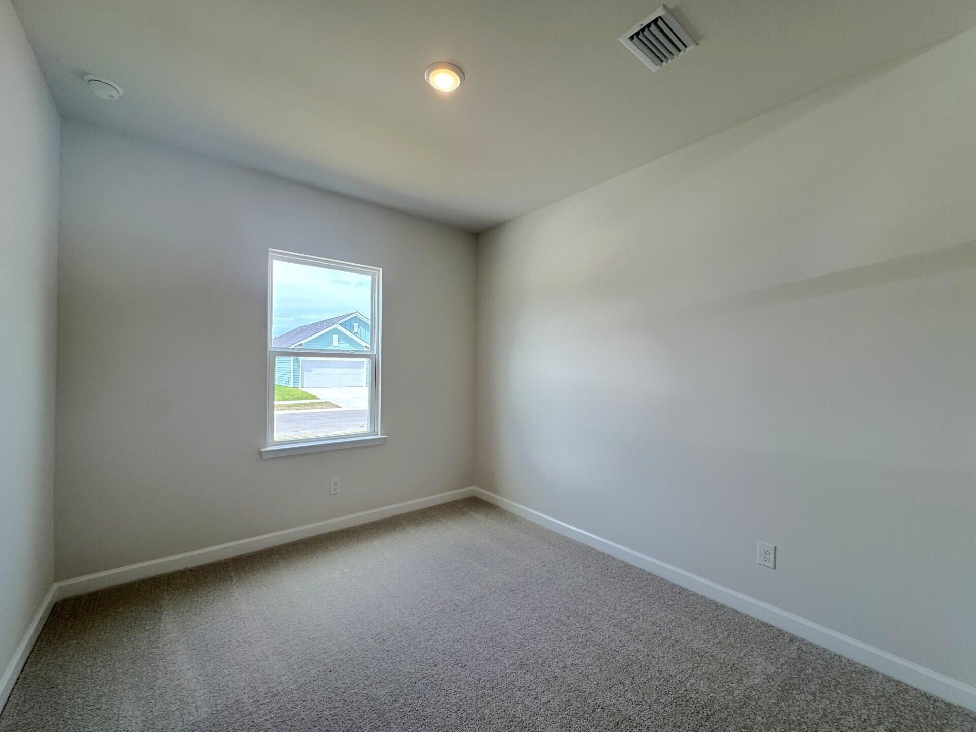 5140 Blackberry Lane Photo 5