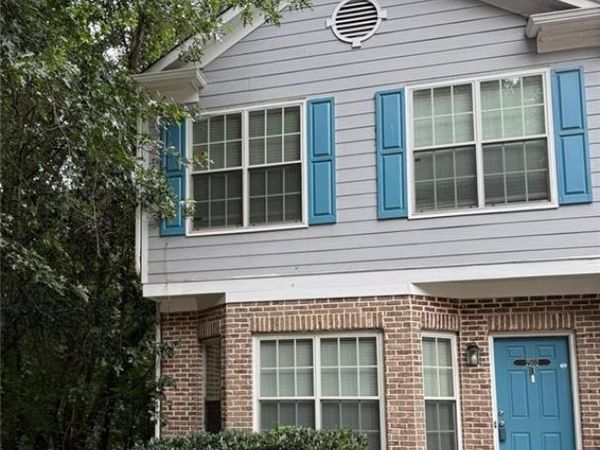 2502 Walden Lake Drive , Decatur, GA 30035