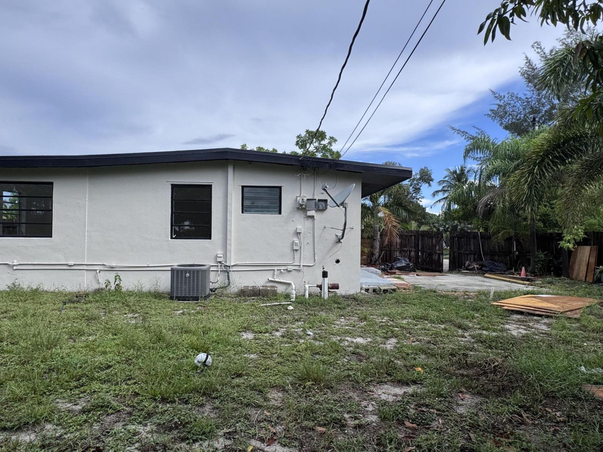 4310 NE 13th Avenue, Pompano Beach, FL 33064 Photo