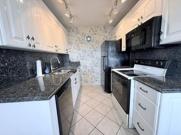 4065 Harwood E, Deerfield Beach, FL 33442