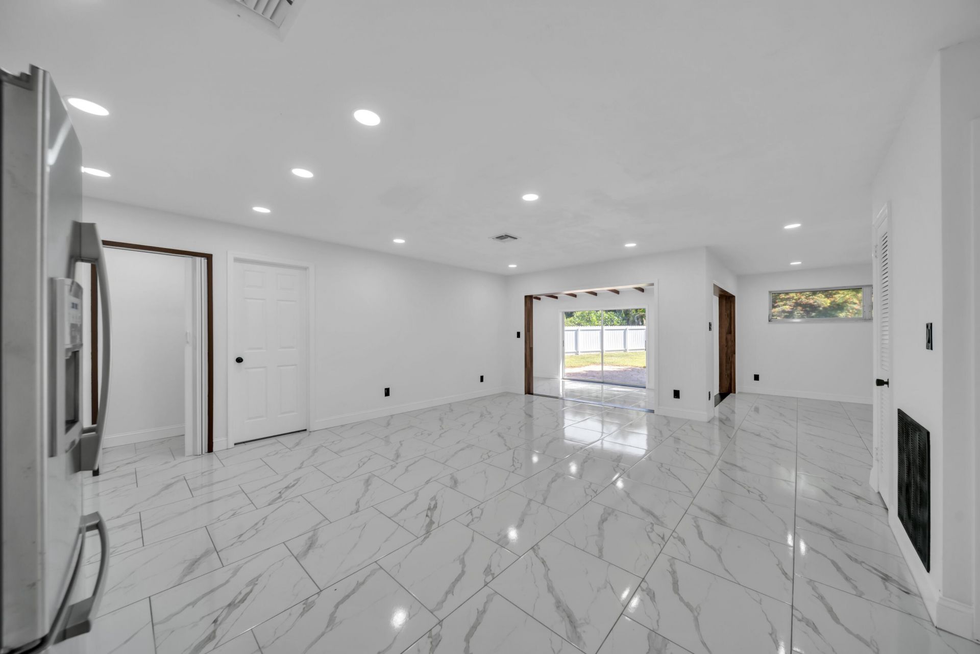 139 E Lake Drive, Lehigh Acres, FL 33936 Photo