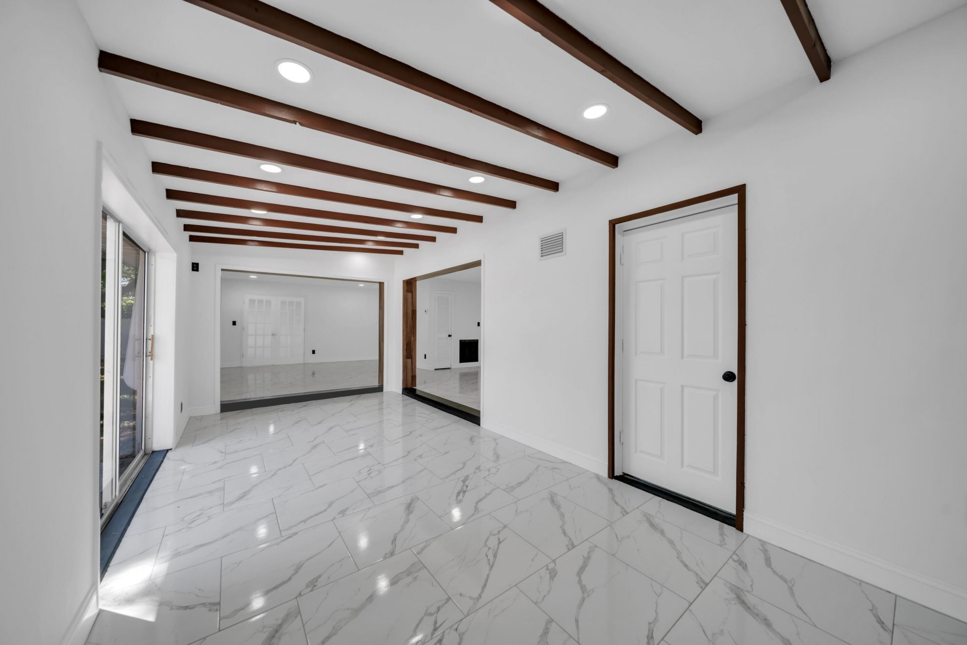 139 E Lake Drive, Lehigh Acres, FL 33936 Photo