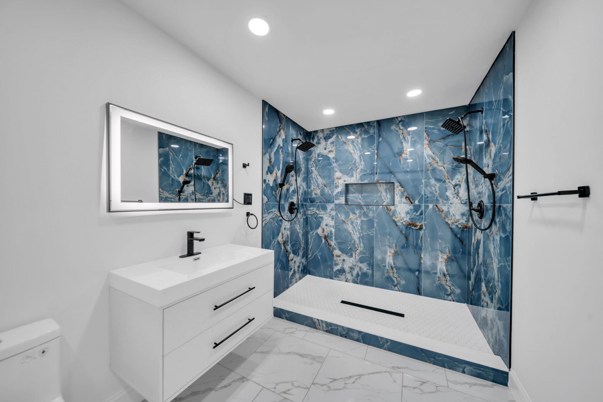 139 E Lake Drive, Lehigh Acres, FL 33936 Photo