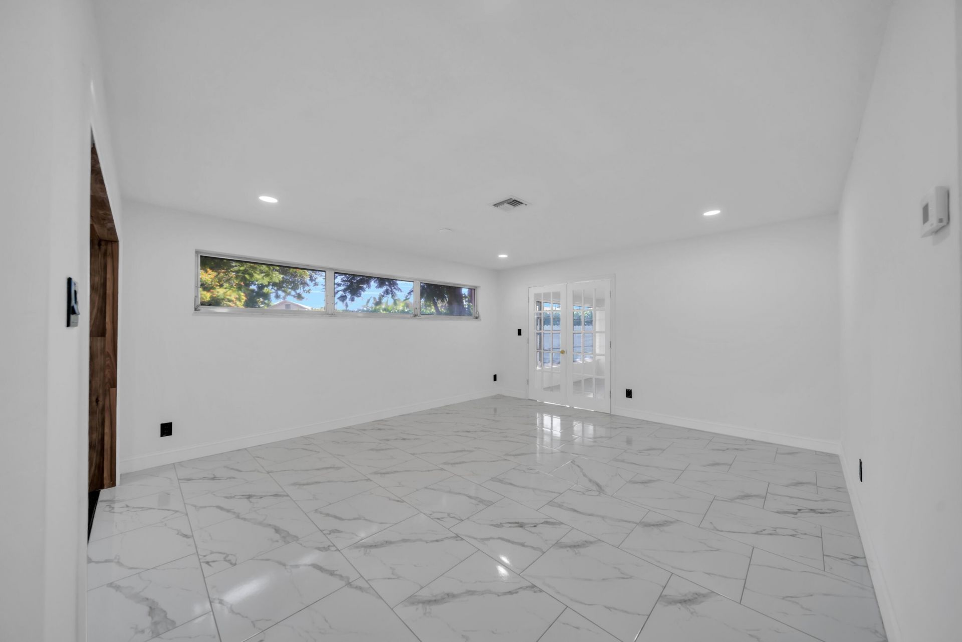 139 E Lake Drive, Lehigh Acres, FL 33936 Photo