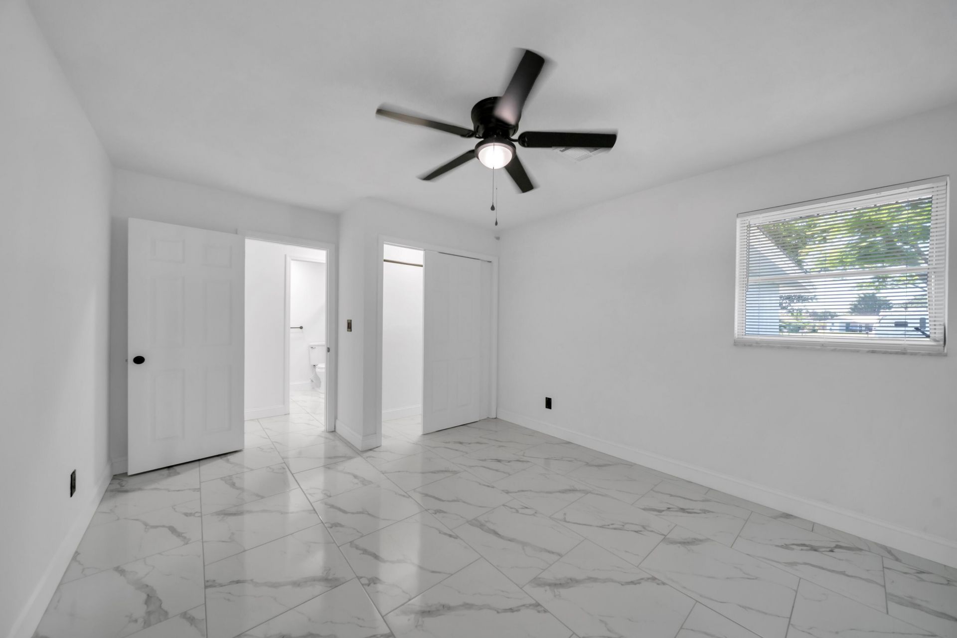 139 E Lake Drive, Lehigh Acres, FL 33936 Photo