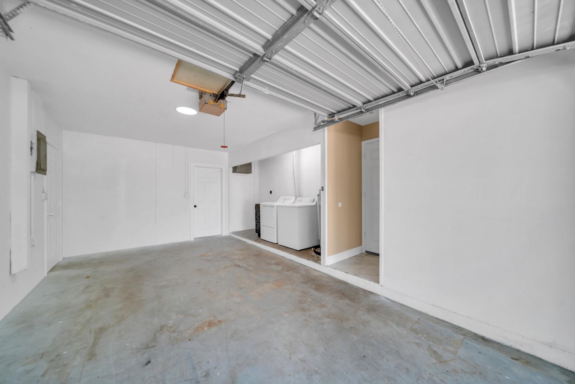 139 E Lake Drive, Lehigh Acres, FL 33936 Photo