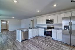 560 Corkscrew Lane photo 4