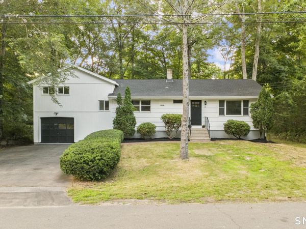 18 Happy Acres , Clinton, CT 06413
