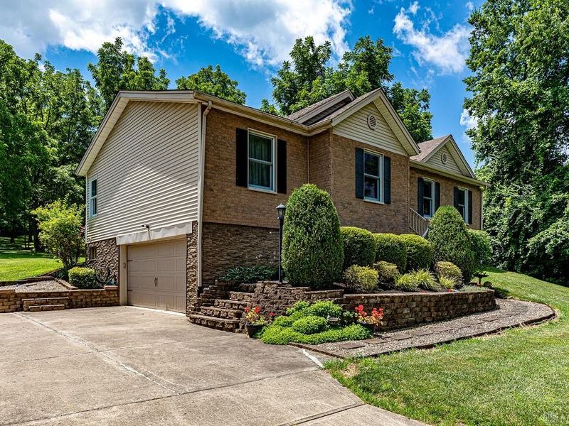 1769 Resor Road, Fairfield, OH 45014 Photo 2
