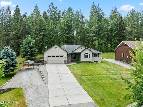 11074 W Riverview Dr, Post Falls, ID 83854