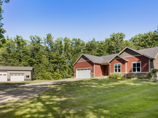 13374 141st Avenue, Grand Haven, MI 49417