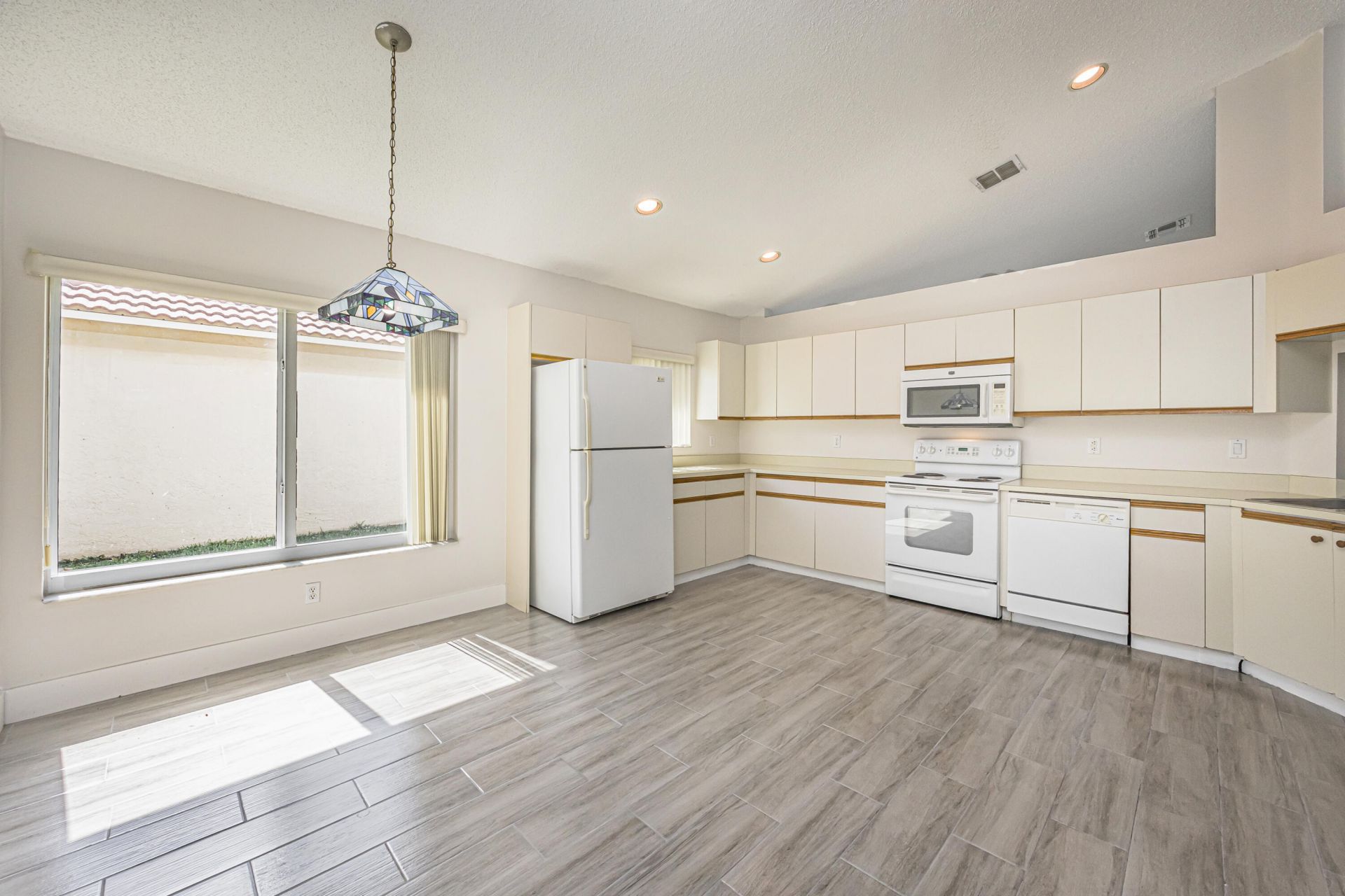 5148 Rosen Boulevard, Boynton Beach, FL 33472 Photo