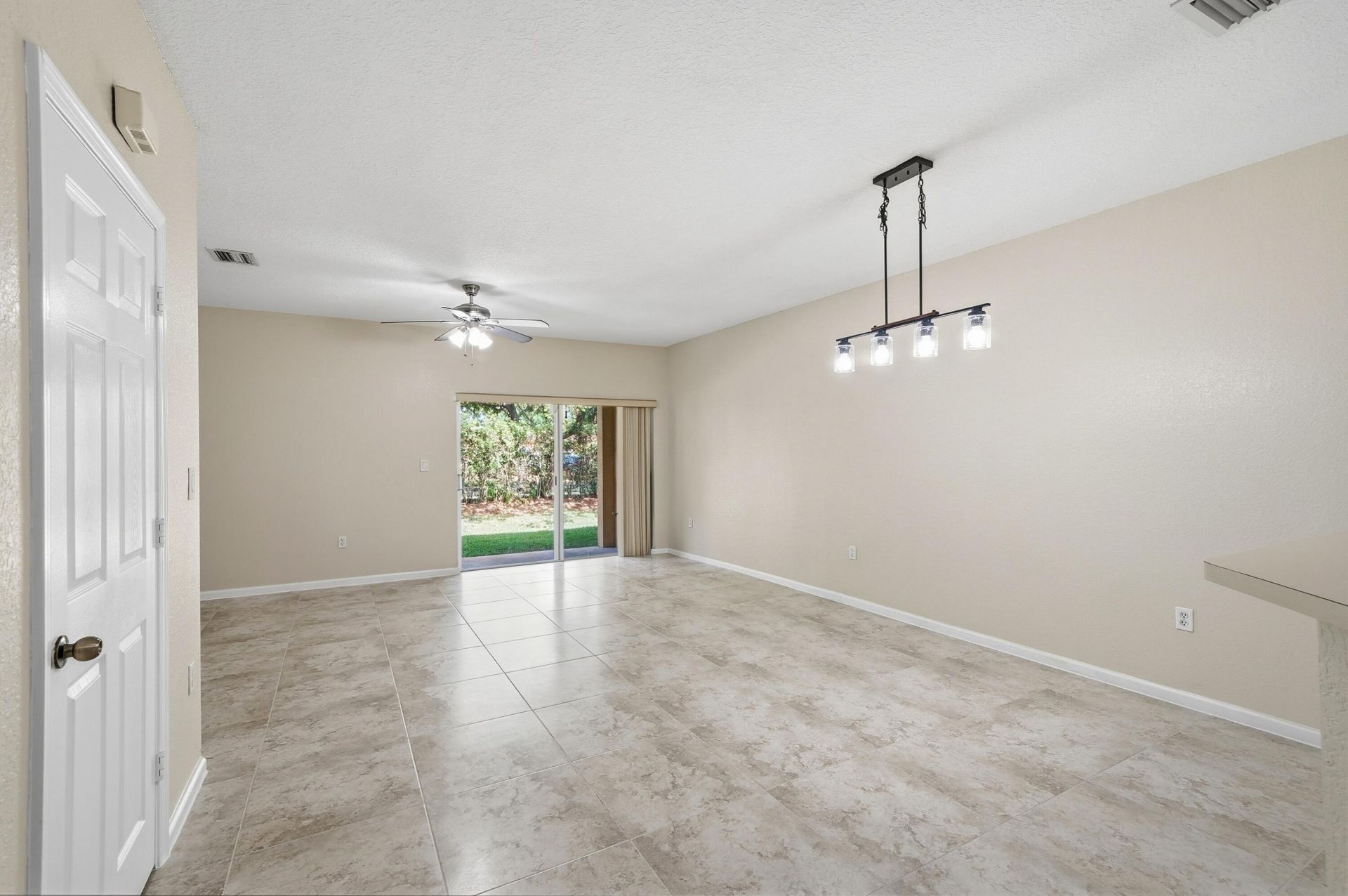 6532 Catalina Lane, Tamarac, FL 33321 Photo