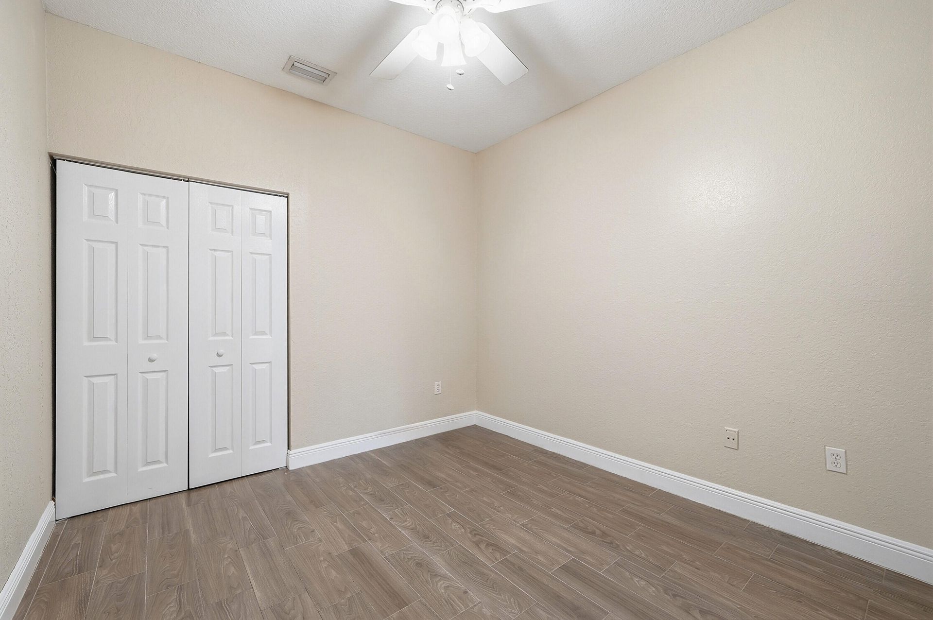 6532 Catalina Lane, Tamarac, FL 33321 Photo