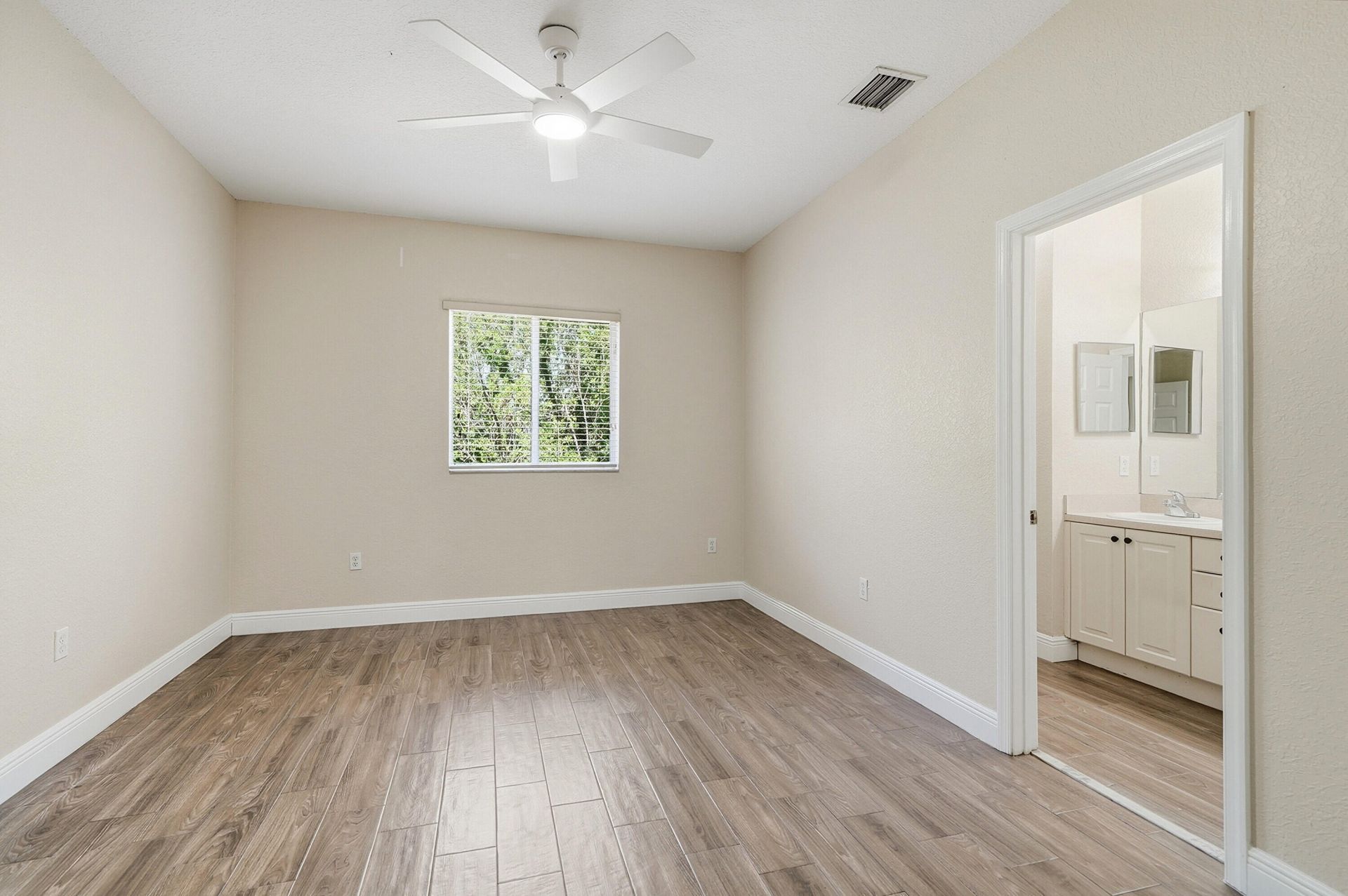 6532 Catalina Lane, Tamarac, FL 33321 Photo