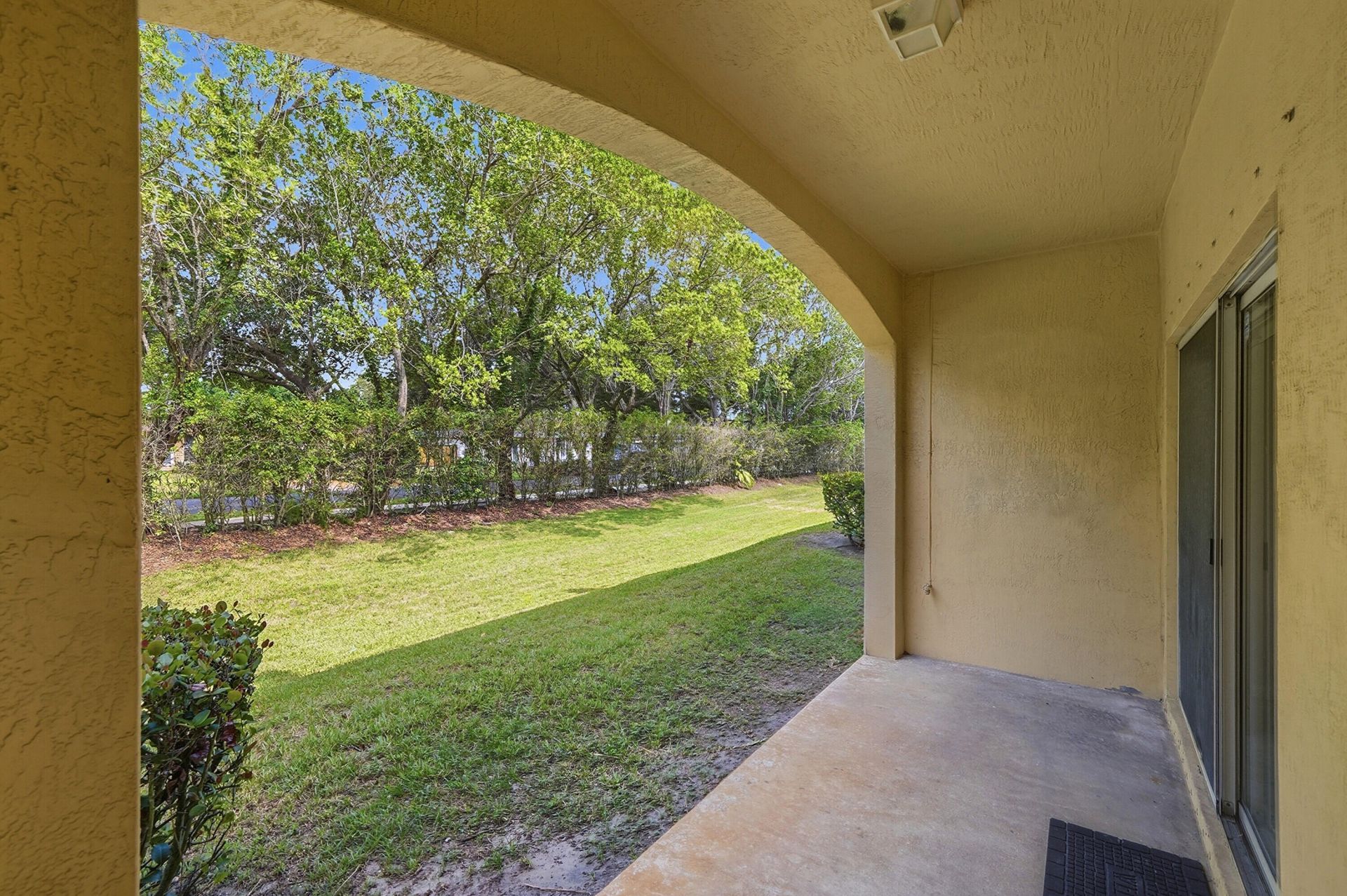 6532 Catalina Lane, Tamarac, FL 33321 Photo