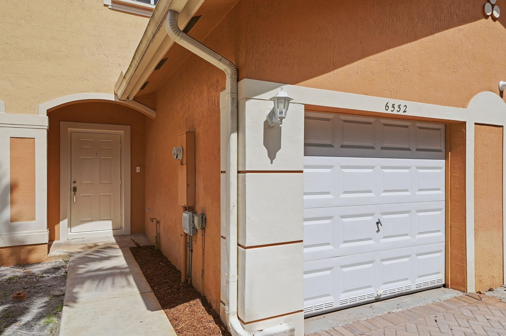 6532 Catalina Lane, Tamarac, FL 33321 Photo