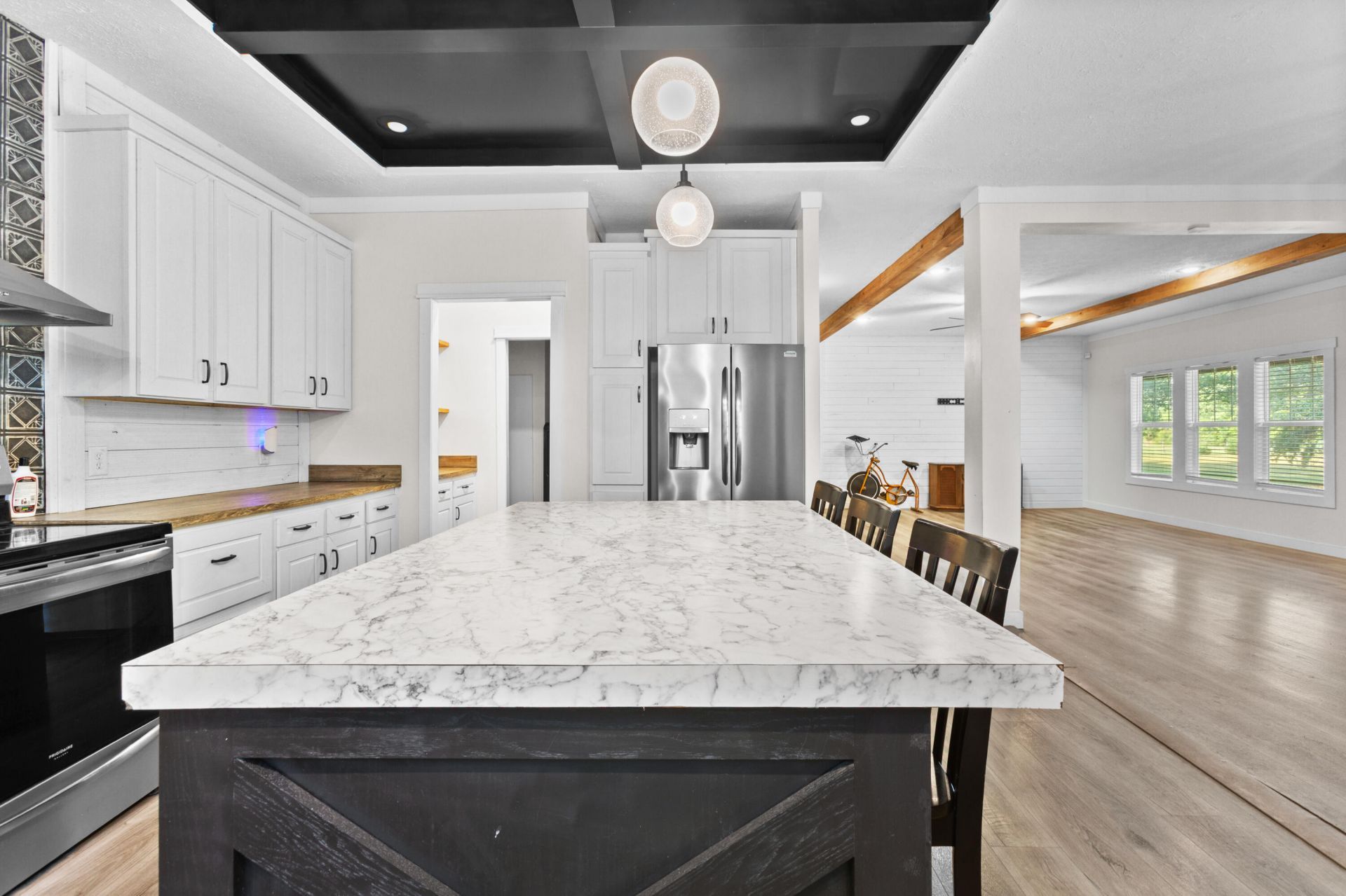 404 Marion Road Photo 14